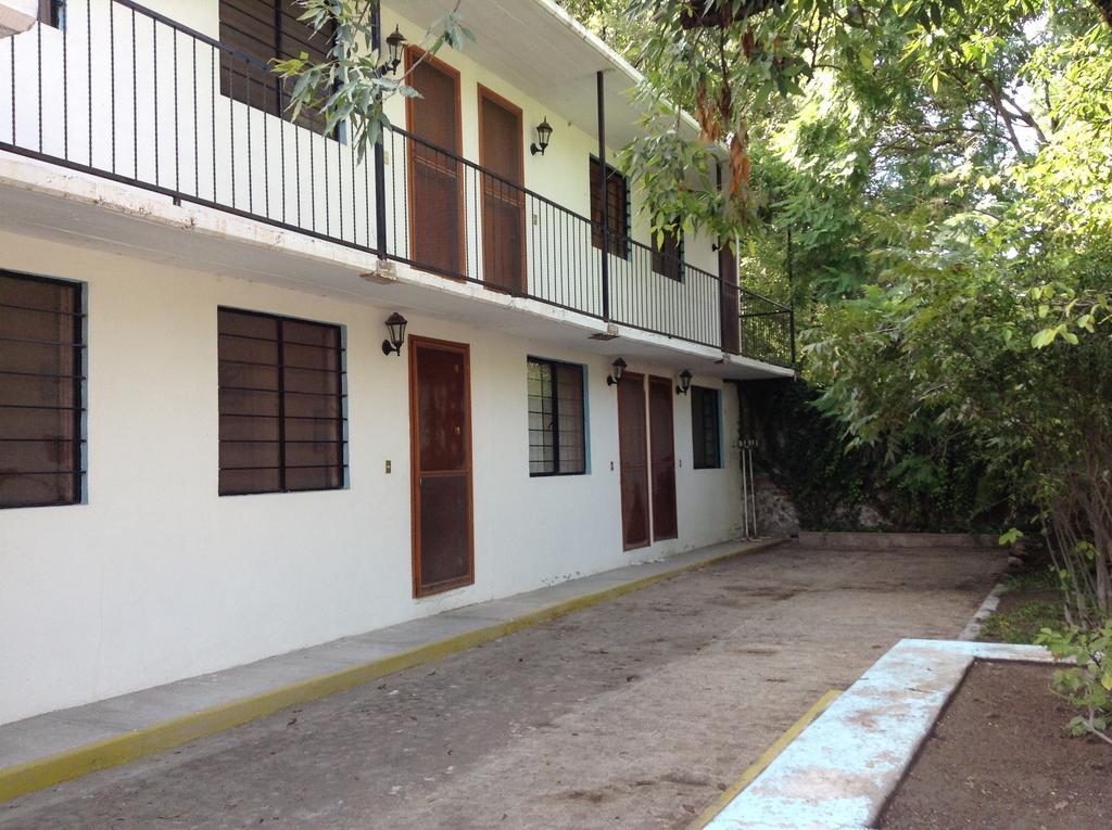 Hotel Tecozautla Bagian luar foto